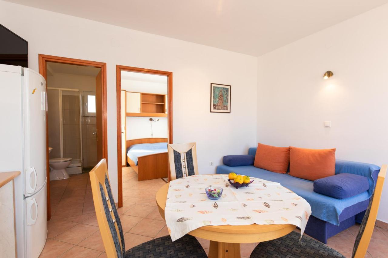 1-Bedroom Apartment In Krk - Steps From The Beach! Krk Town Exterior photo